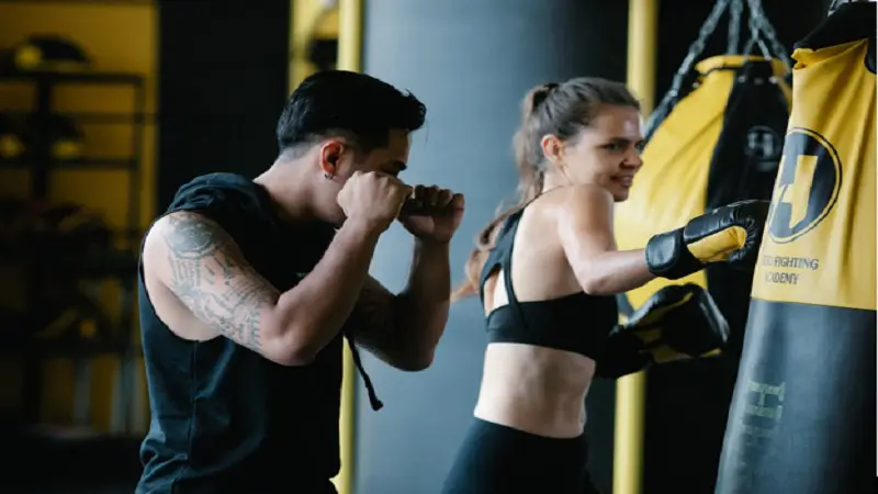 How Boxers Build Steady Daily Habits Outside the Ring